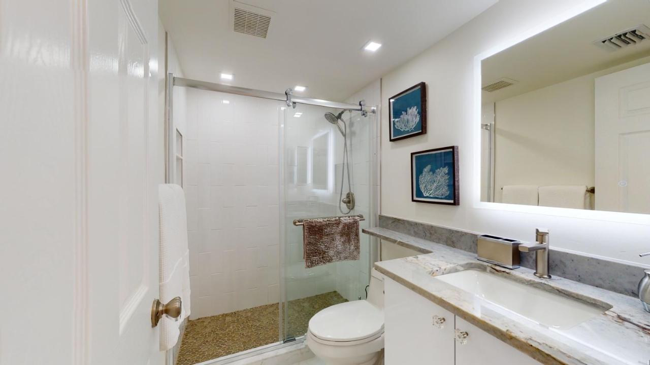 Totally Renovated Beachfront Condo At Apollo! Marco Island Exteriér fotografie