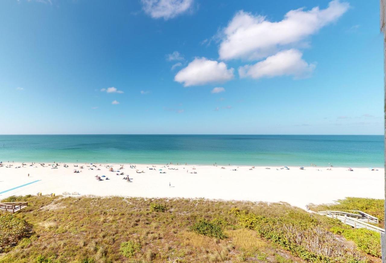 Totally Renovated Beachfront Condo At Apollo! Marco Island Exteriér fotografie