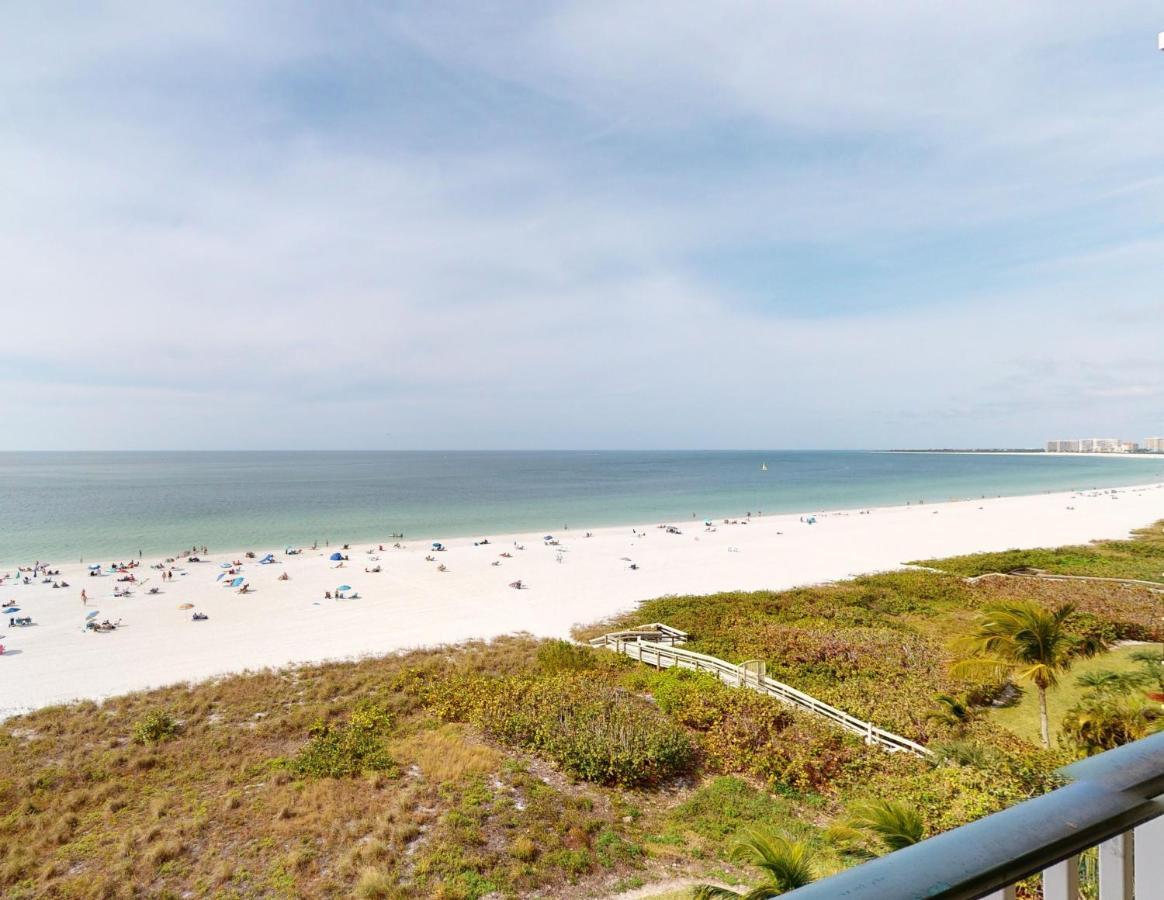 Totally Renovated Beachfront Condo At Apollo! Marco Island Exteriér fotografie