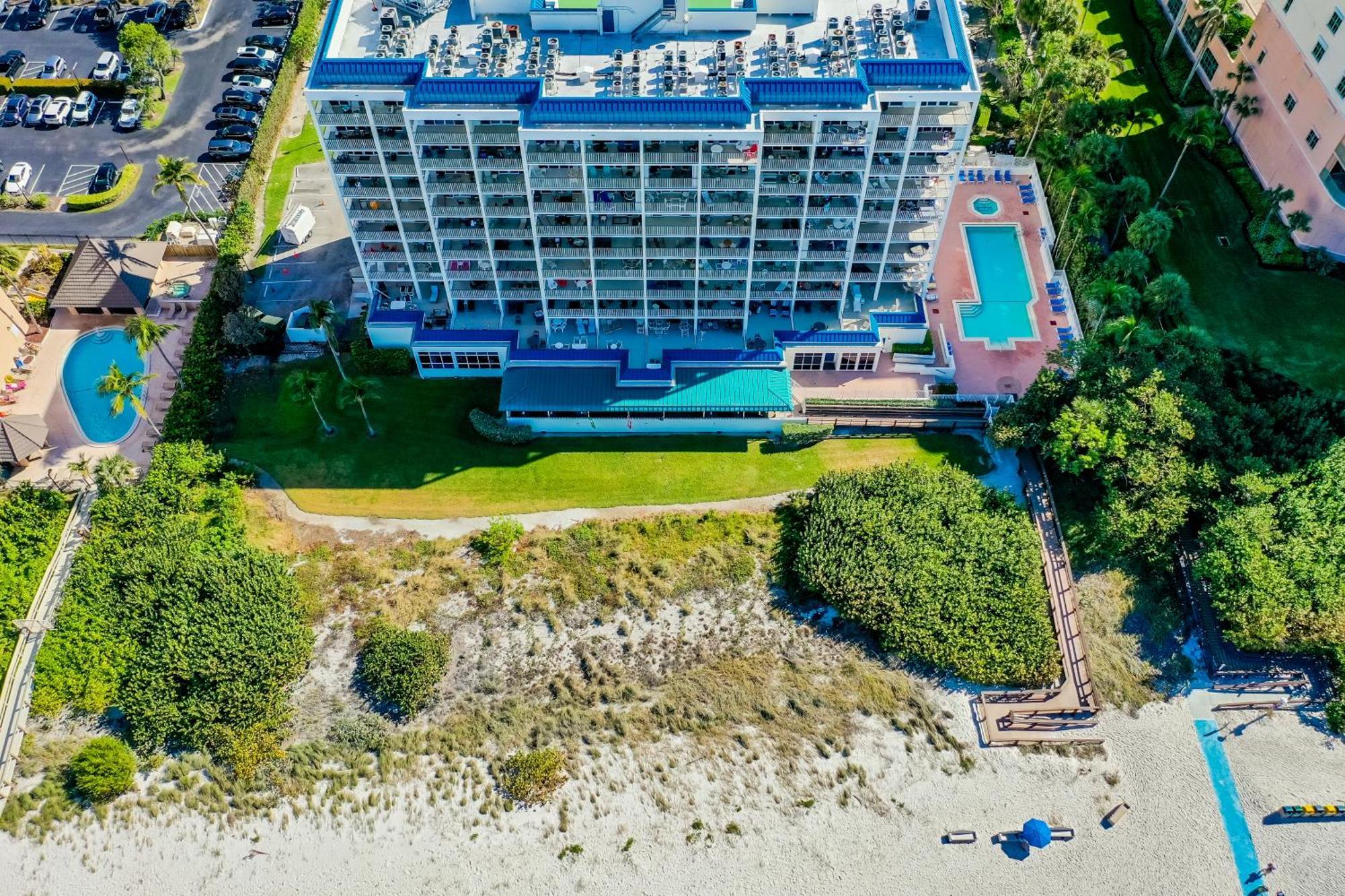 Totally Renovated Beachfront Condo At Apollo! Marco Island Exteriér fotografie